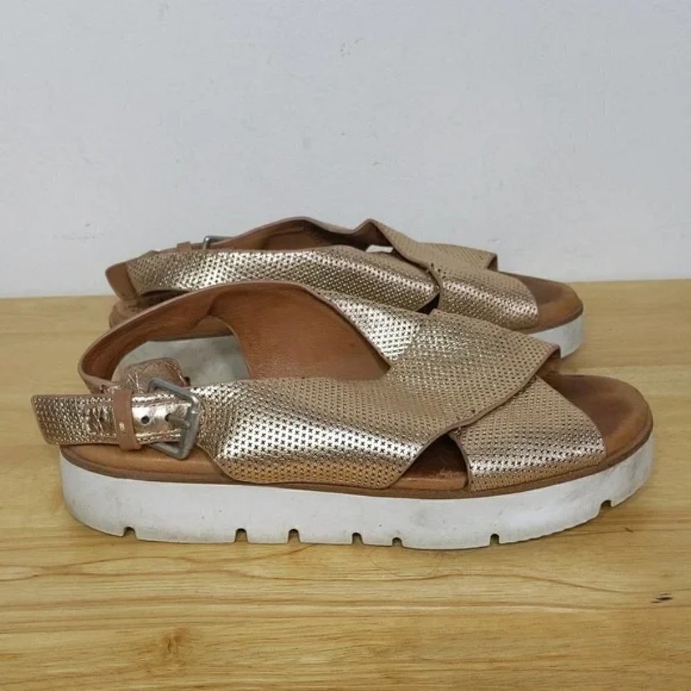 Gentle Souls Kiki Leather Platform Sandals in Rose Gold - Picture 3 of 9